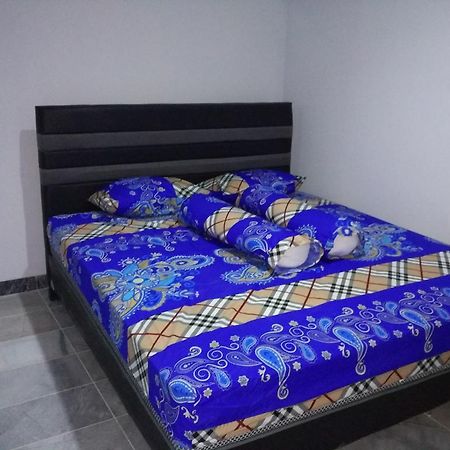 Villa Sabrina Bumi Ciherang Panjaweujan Екстериор снимка