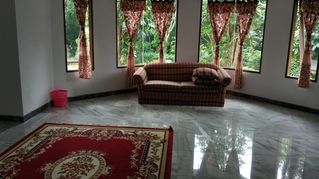 Villa Sabrina Bumi Ciherang Panjaweujan Екстериор снимка